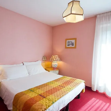 Alaska Hotel 3*